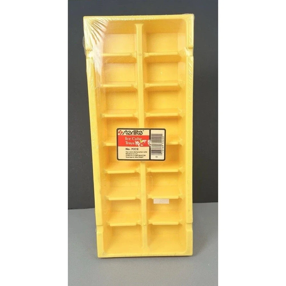 Vintage Sterlite Ice Cube Tray - 16 cube - Set of 2 - Stackable - Made In USA